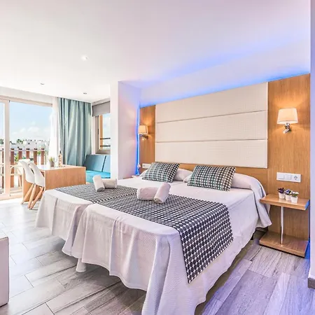 Playa Ferrera 3*