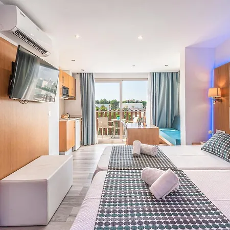 Aparthotel Playa Ferrera