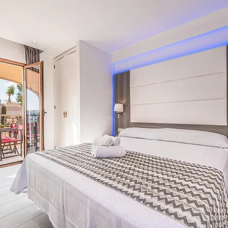 Playa Ferrera Aparthotel